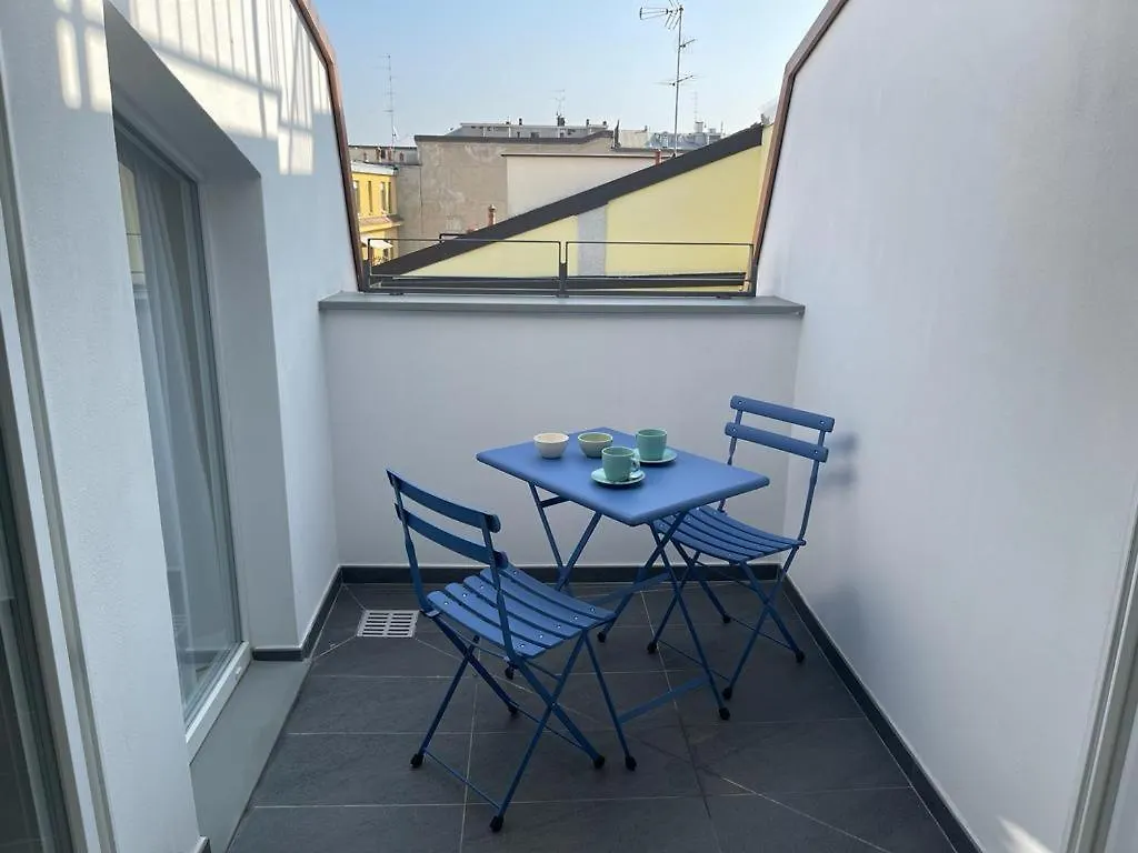 Imhome - Abruzzi Milan Apartment